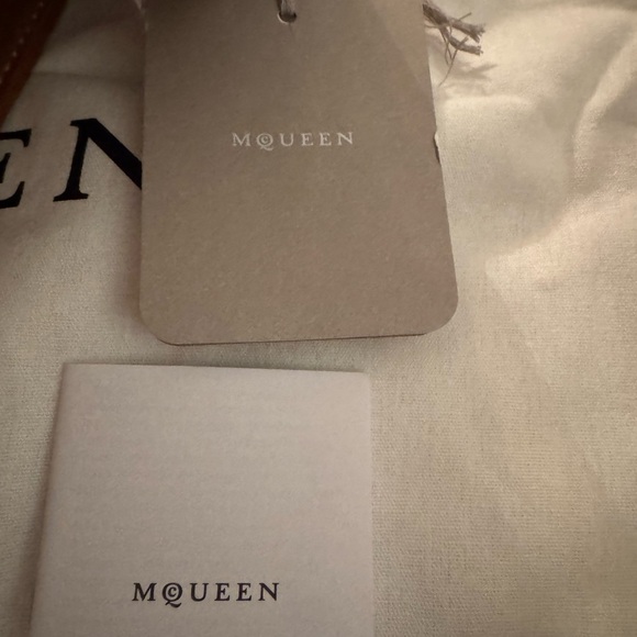 Alexander MQueen T-Bar Sling Bag in Tan suede - Picture 15 of 15